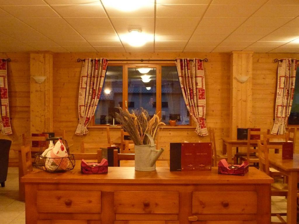 Hotel Restaurant L'Outa Termignon Bagian luar foto